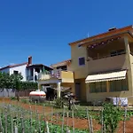 Appartement Kreso *